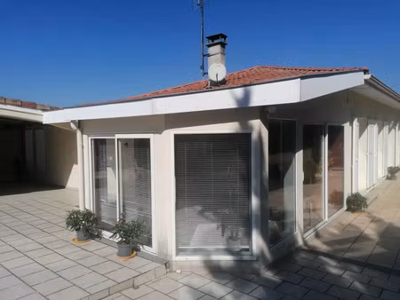 vente maison 5 pièces 103 m² prignac-et-marcamps (33710)