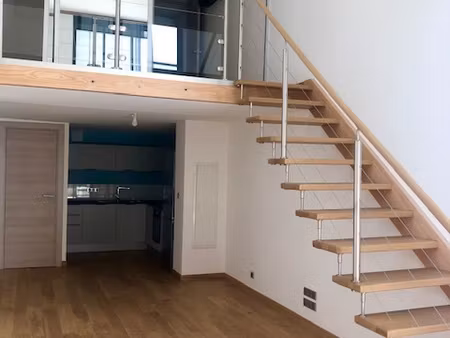 appartement 2 pièces en duplex-climatisation-jardin privatif