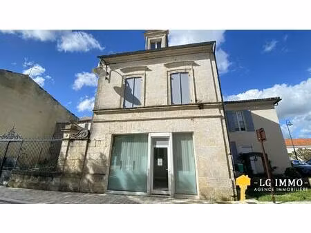 maison de ville en pierres ou immeuble de rapport plein centre gémozac (17260) 222 m2 avec
