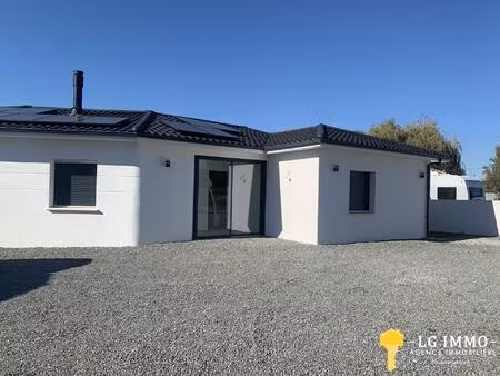 maison contemporaine de 123 m2 sur un terrain clos de 1023 m2