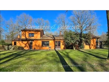 maison de luxe en vente à beaupréau  france