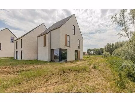huis te koop in sint-amands met 3 slaapkamers
