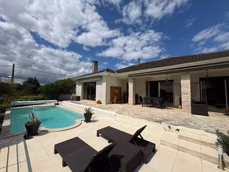 maison d'exception centre-ville  piscine  vue