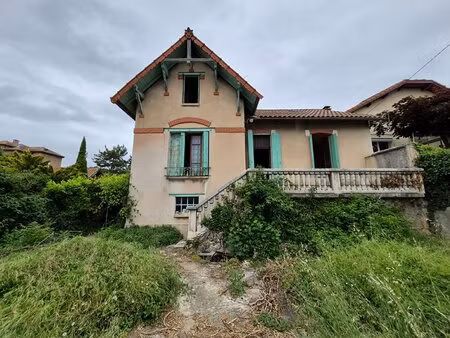 maison de caractère à réinventer ? quartier recherché de millau