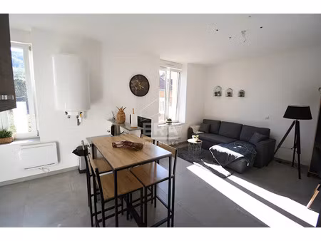 location appartement 1 pièce 27 m² à saulnes (54650)  650 €