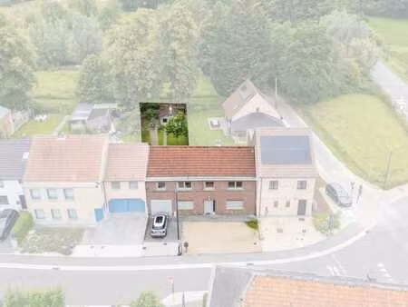 spacieuse maison familiale avec 4 chambres  garage et jardin