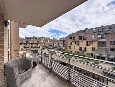 appartement 2ch. en plein centre de lln !