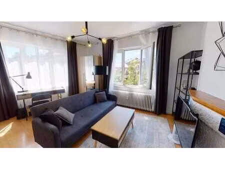 merode: spacieux studio non-meuble +/- 43m2