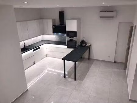 location appartement 2 pièces meublé à lyon 3e (69003) : à louer 2 pièces meublé / 48m² ly