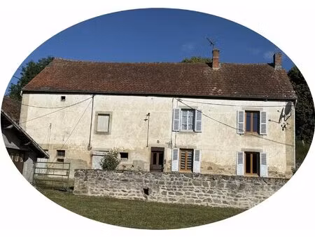 auv 1223 : maison  grange  double garage  13000m2 de terrain loué