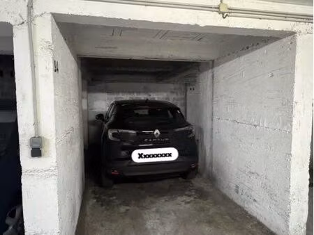 place de parking sécurisée cannes / le cannet - 15 mins de la croisette