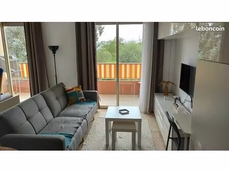 studio meublé 31m2 proche hôpital de cannes bail etudiant(e)