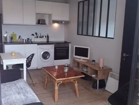 charmant t2 étudiant nice ouest 950 tout compris