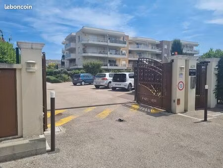 joli studio de 09/26 à juin 2027