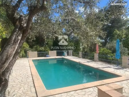 villa 8 pièces 170 m²