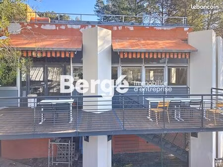 local industriel 700 m²