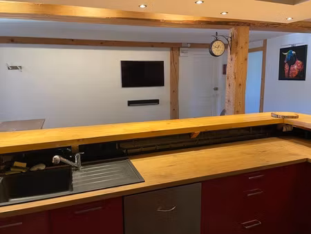 location meublée appartement 3 pièces 80 m² à le puy-en-velay (43000)  720 €