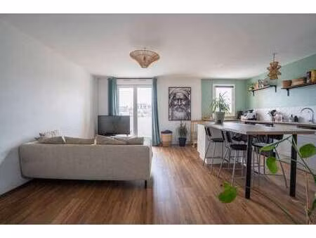 vente appartement 3 pièces à angers saint-serge (49000) : à vendre 3 pièces / 64m² angers 