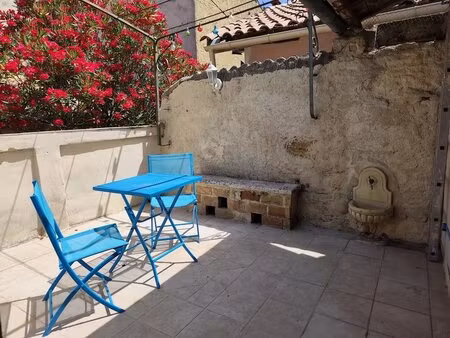 au coeur du village