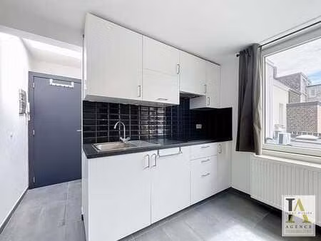 studio pour une personne idéalement situé