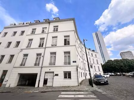 barricades 1: bureaux à louer à partir de 150 m²