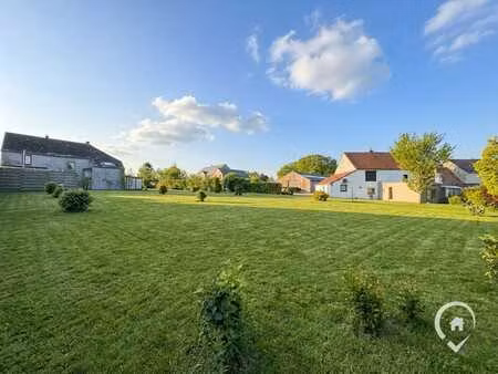 terrain à bâtir avec permis pour 2 maisons à rosée