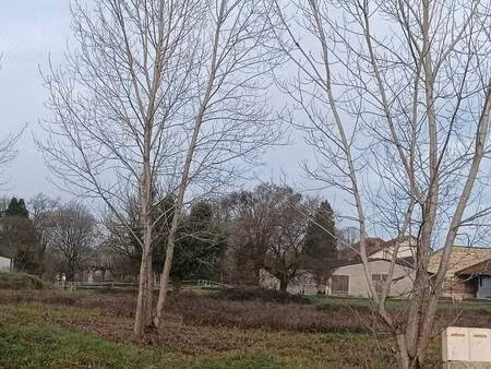 terrain constructible viabilisé à vendre