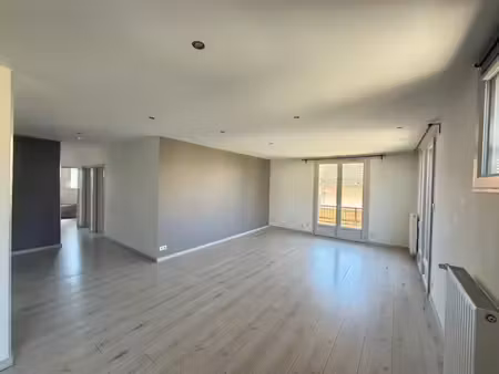 vente appartement 4 pièces 184 m² à gap (05000)  230 000 €