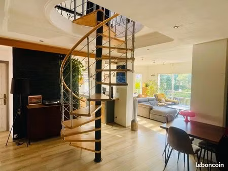 duplex - quartier torcatis  l’adresse qui monte