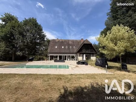 propriété 8 pièces 337 m²