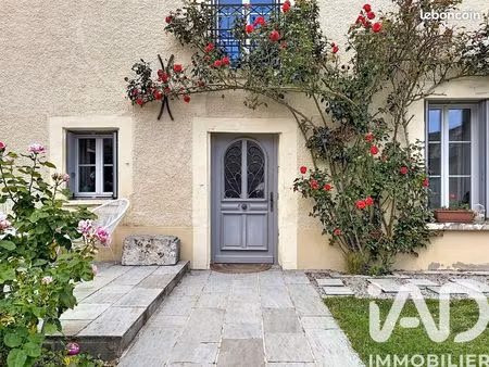 propriété 7 pièces 210 m²