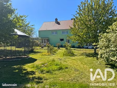 maison 9 pièces 308 m²