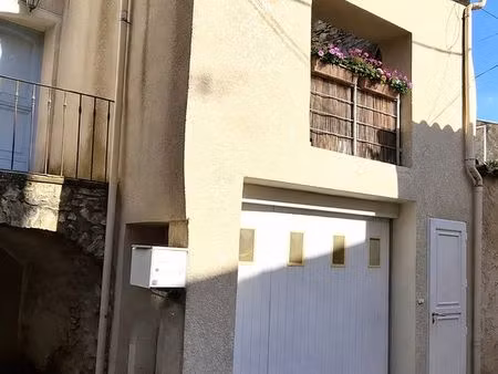 maison de village t3 – 75 m² – 2 terrasses – grand garage 164000