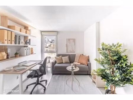 studio 1 pièce 18 m²