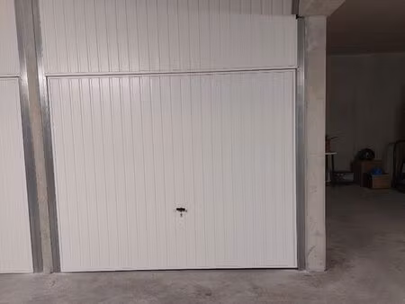 location box / garage à luynes 13080