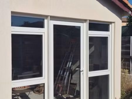 local 30 m2