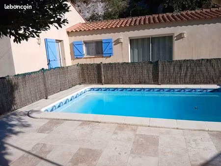 villa t3 sur 2594 m2+piscine+studio+3 box