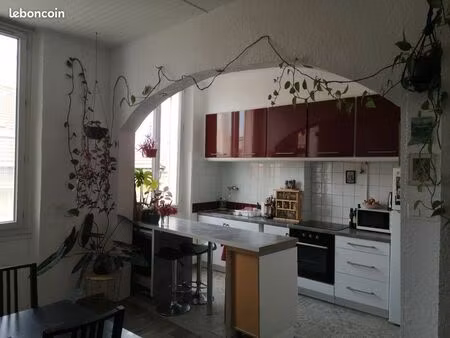 t2 de 42 m² – quartier du panier – marseille 13002