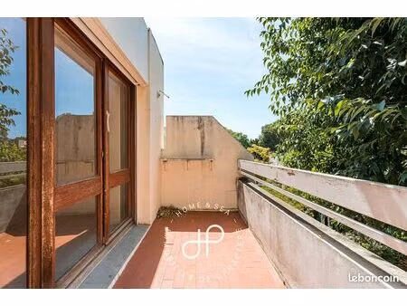 studio 1 pièce 30 m²