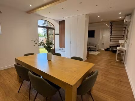 maison familiale en pierre rénovée-135m2-4 chambres-jardin privatif-chasselay