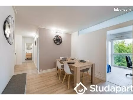 chambre 1 pièce 11 m²