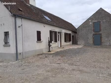 fermette renovee 10 kms cheroy 89690 egreville 77620