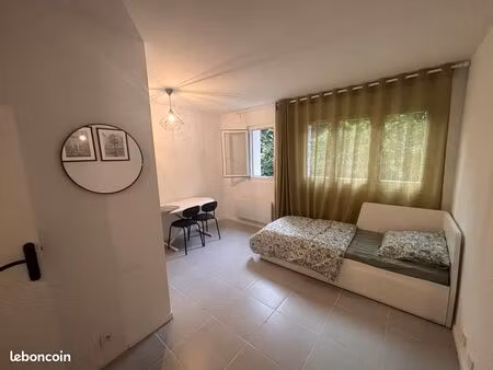 studio meublé refait à neuf