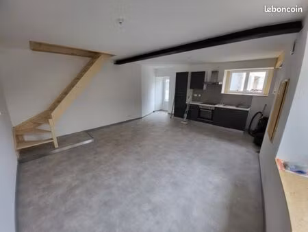 maison 3 pièces  60m2 entièrement rénovée