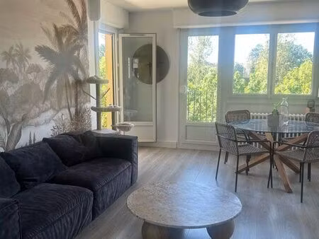 magnifique t3 rénové avec dressing  balcon et vue dégagée – le mans (promenade newton)
