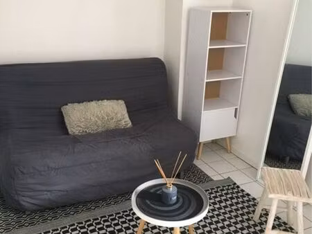 studette paris 10