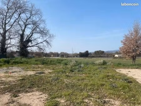 terrain 397 m² alleins