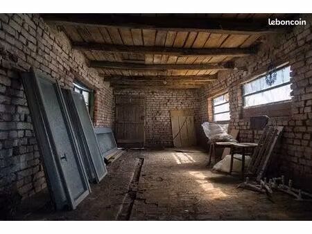 garage 62m² sur 2 niveaux – idéal stockage / véhicules - cousance