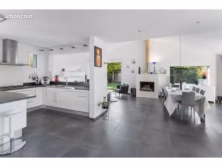 maison familiale spacieuse meublée aux sorinières  à seulement quelques minutes de nantes