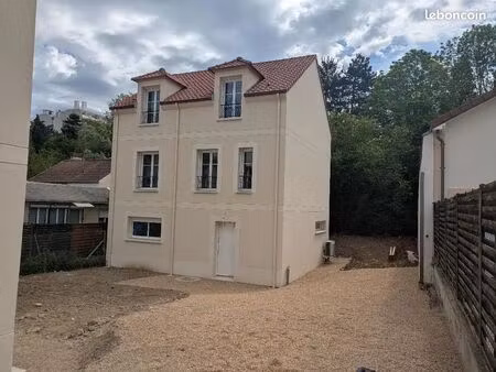 maison neuve lycee internationale